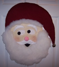 Sew a Santa Wall Hanging to brighten your home this holiday season